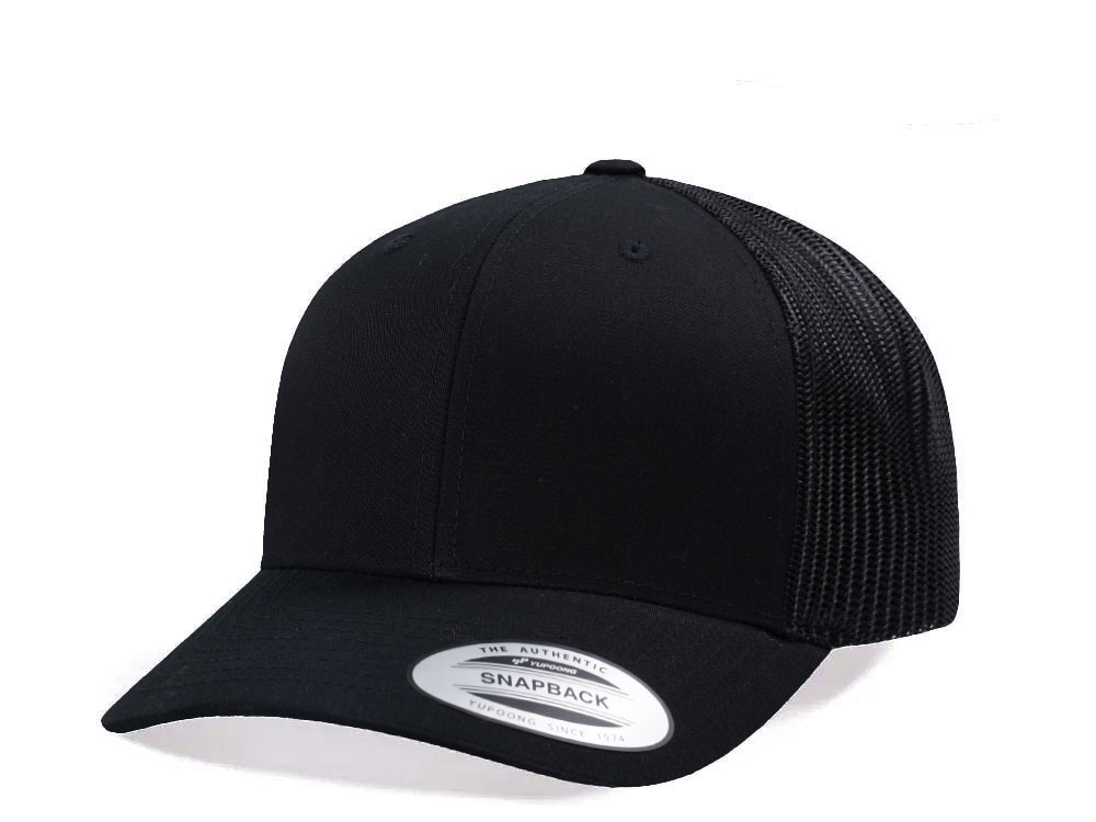 Yupoong Basic Black Retro Trucker Snapback Gorra