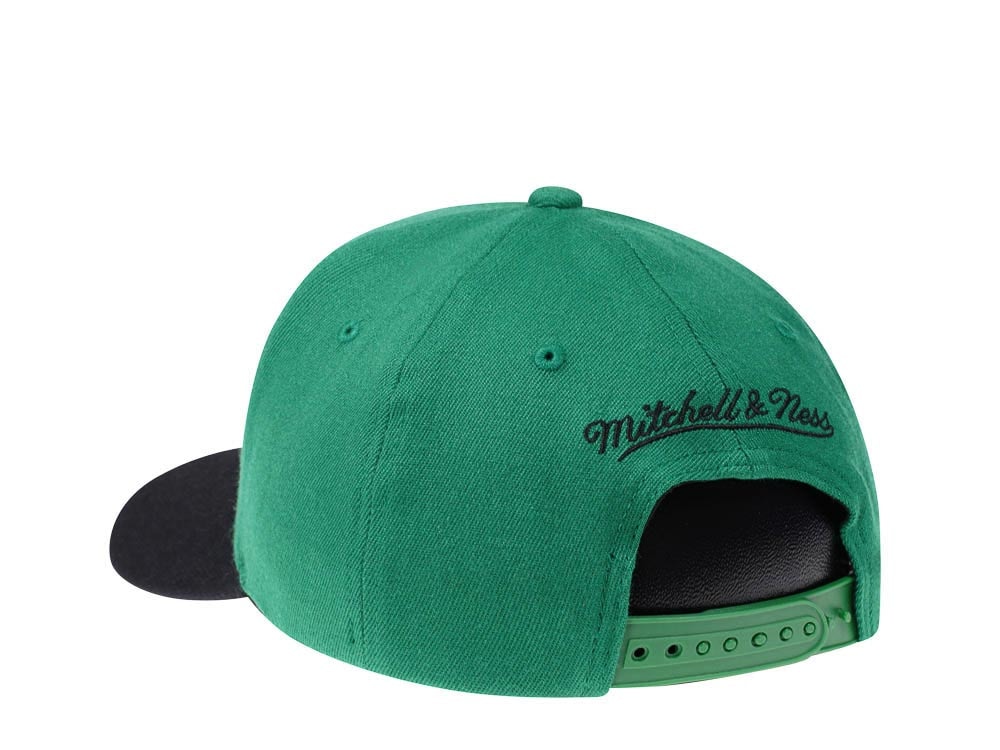 Mitchell & Ness Boston Celtics Two Tone Red Line Solid Flex Snapback Gorra