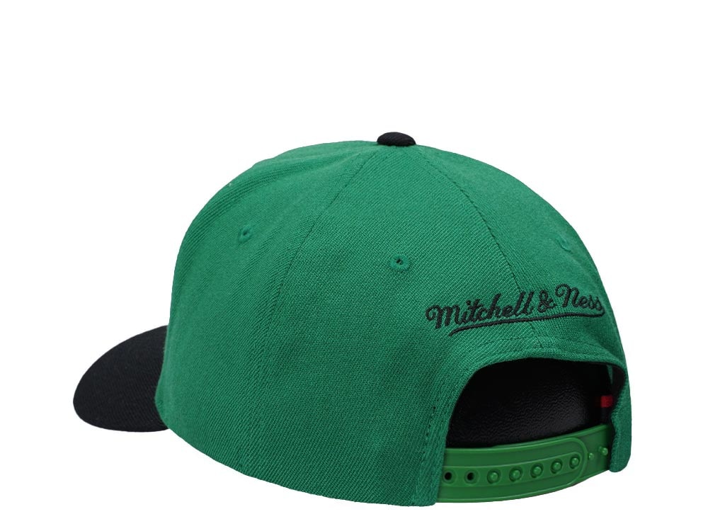 Mitchell & Ness Boston Celtics Team Two Tone 2.0 Hardwood Classic Red Flex Snapback Gorra
