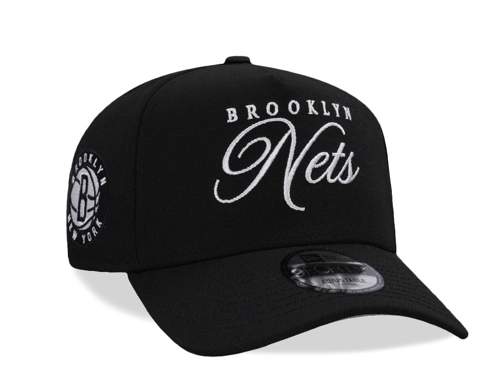 New Era Brooklyn Nets Classic Script Black Prime Edition 9Forty A Frame Snapback Gorra