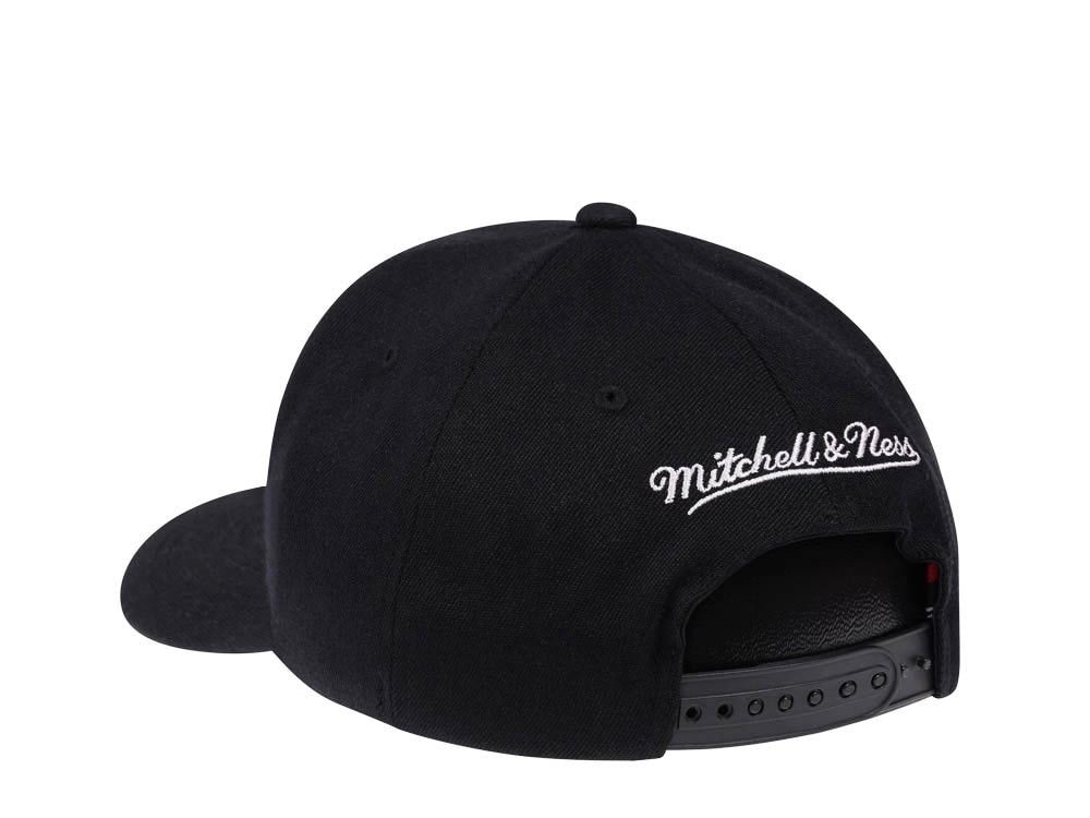 Mitchell & Ness Portland Trail Blazers Team Ground Red Line Solid Flex Snapback Gorra
