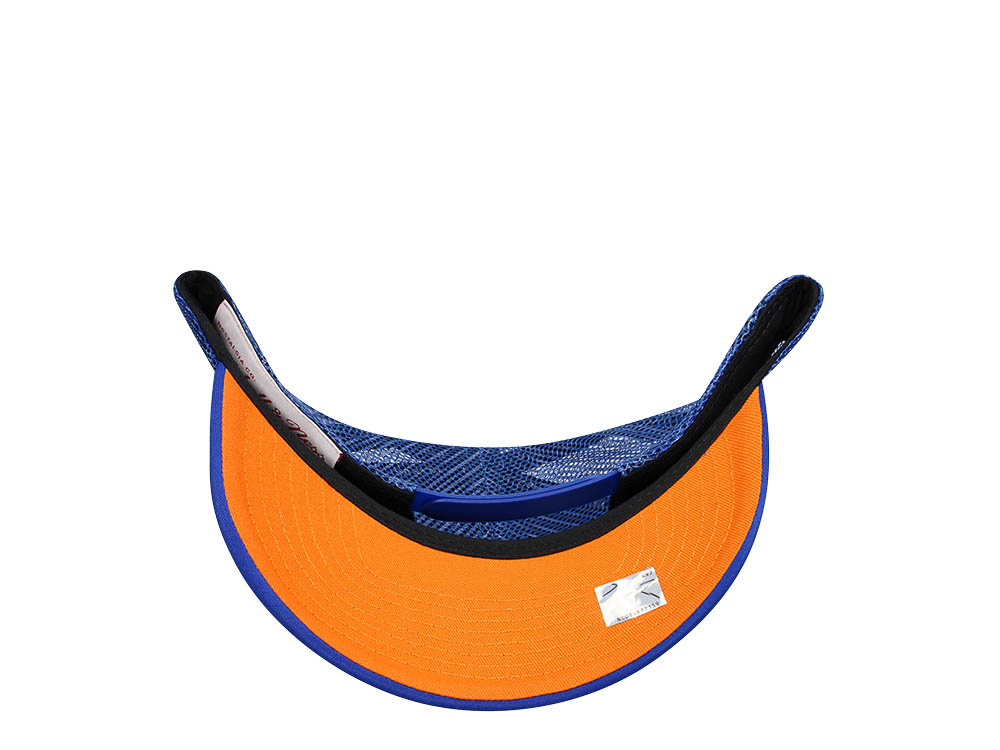 Mitchell & Ness New York Knicks Blue Billboard Trucker Snapback Gorra