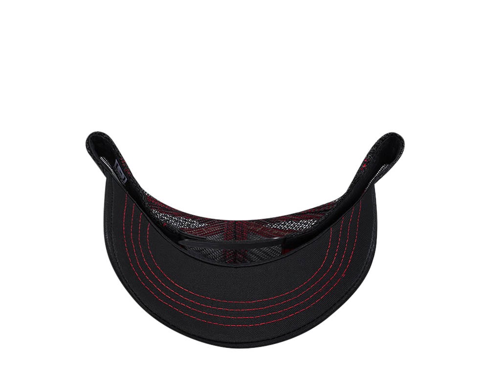 Capslab Looney Tunes Taz Black Trucker Snapback Gorra