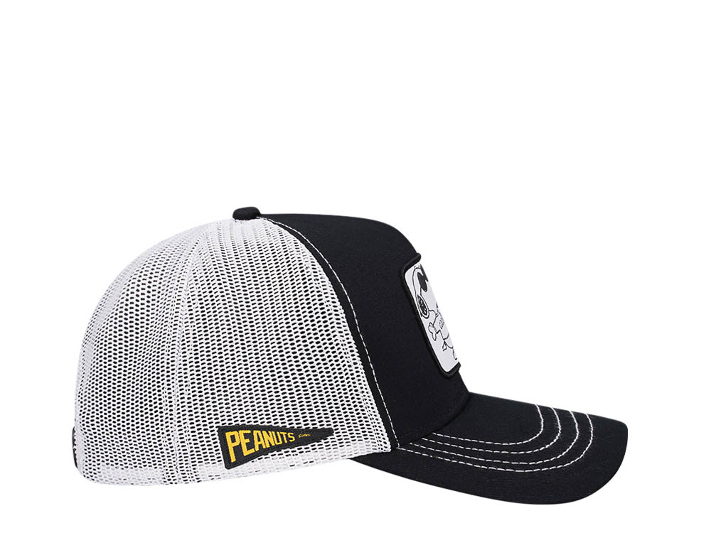 Capslab Snoopy Peanuts Black and White Trucker Snapback Gorra