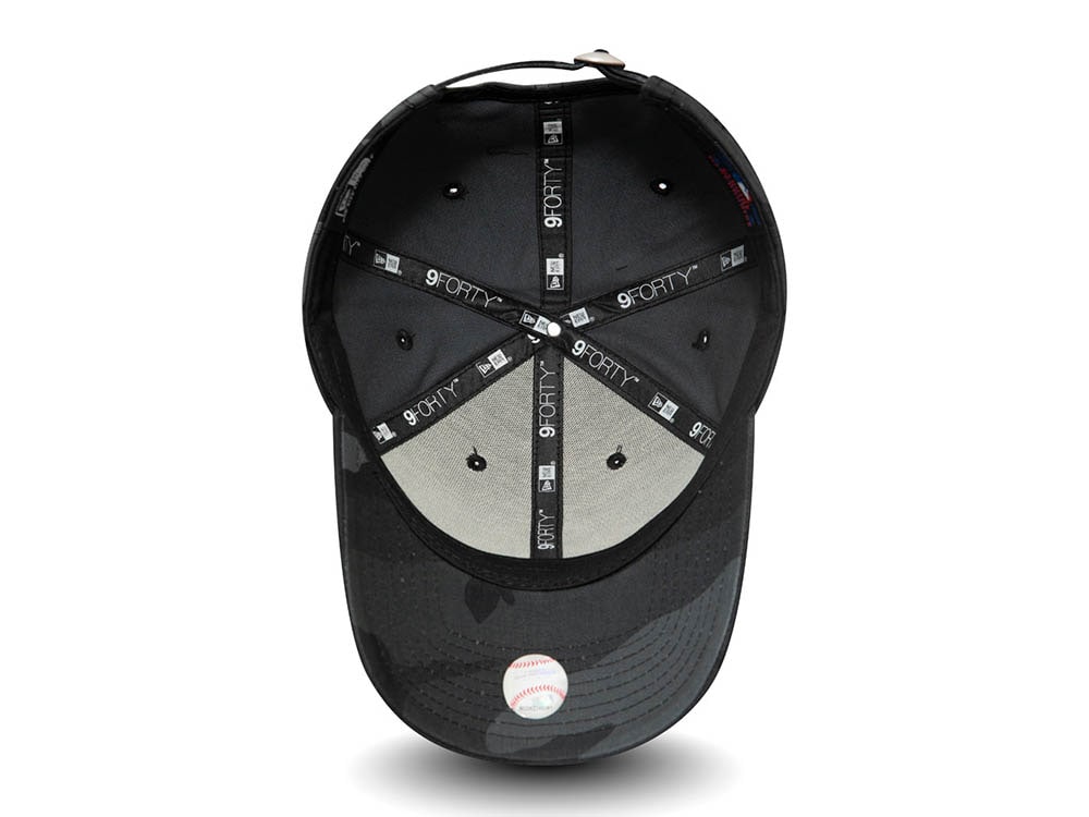 New Era New York Yankees League Essential Black Camo 9Forty Strapback Gorra