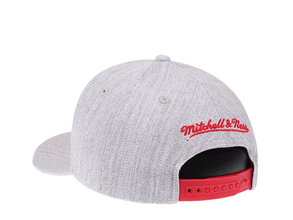 Mitchell & Ness Chicago Bulls Heather Gray Red Line Flex Snapback Gorra