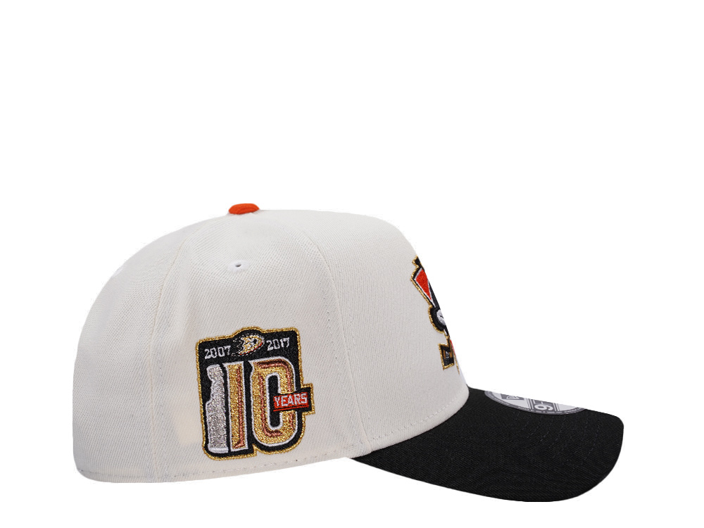 New Era Anaheim Ducks 10th Anniversary Chrome Two Tone Edition 9Forty A Frame Snapback Gorra