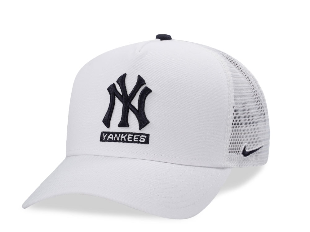 Nike New York Yankees Primetime Dri-Fit Rise White Edition Trucker Snapback Gorra