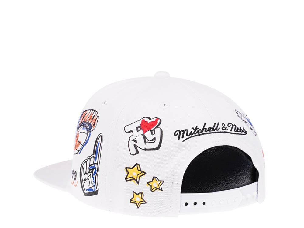 Mitchell & Ness New York Knicks White Hand Drawn Snapback Gorra