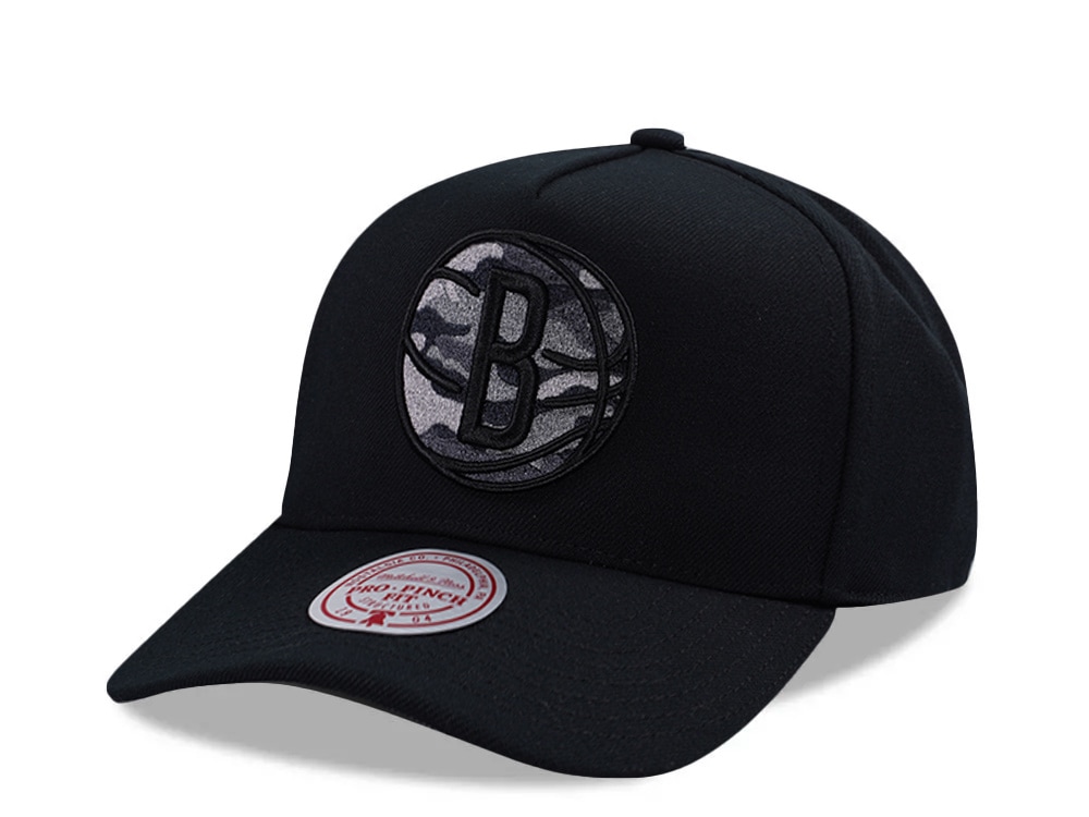 Mitchell & Ness Brooklyn Nets 404 Club Camo Black Edition Pro Pinch Fit Snapback Gorra