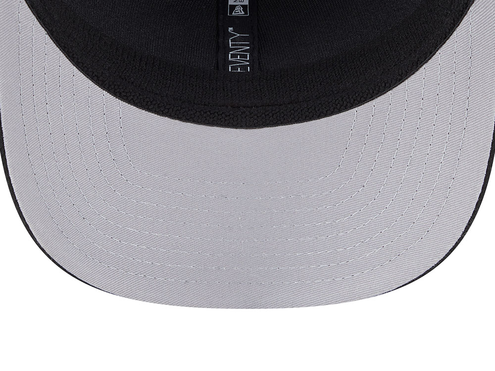 New Era Pittsburgh Steelers Black Edition 9Seventy Trucker Snapback Gorra
