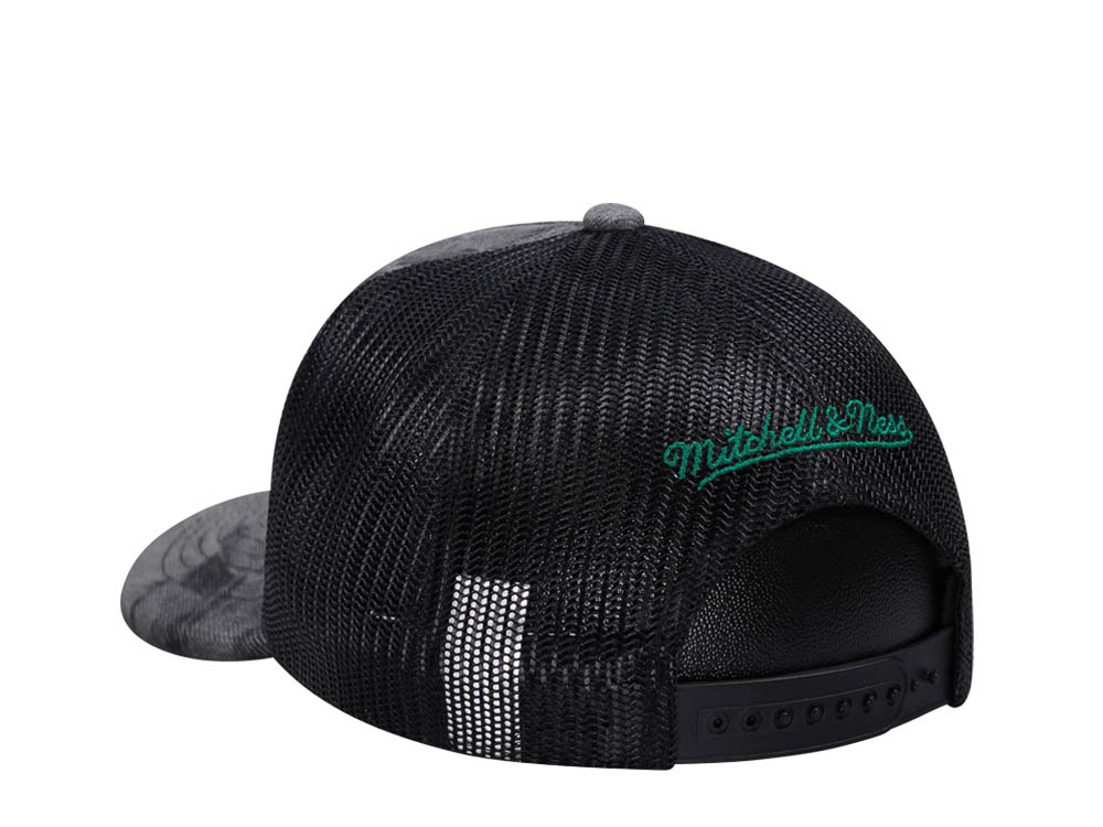 Mitchell & Ness Boston Celtics Burnt Ends Black Trucker Snapback Gorra