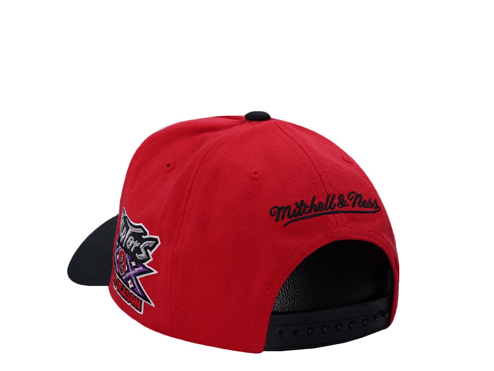 Mitchell & Ness Toronto Raptors NBA In The City Red Edition Pro Pinch Fit Snapback Gorra