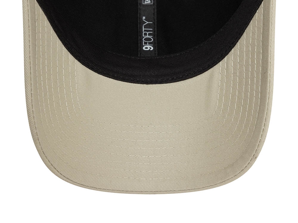 New Era New York Yankees Metallic Pin Stone 9Forty Strapback Gorra