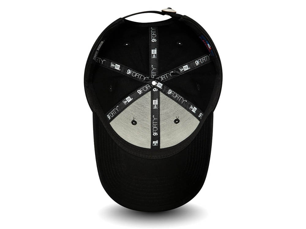New Era New York Yankees Essential Black and Black Womens 9Forty Strapback Gorra