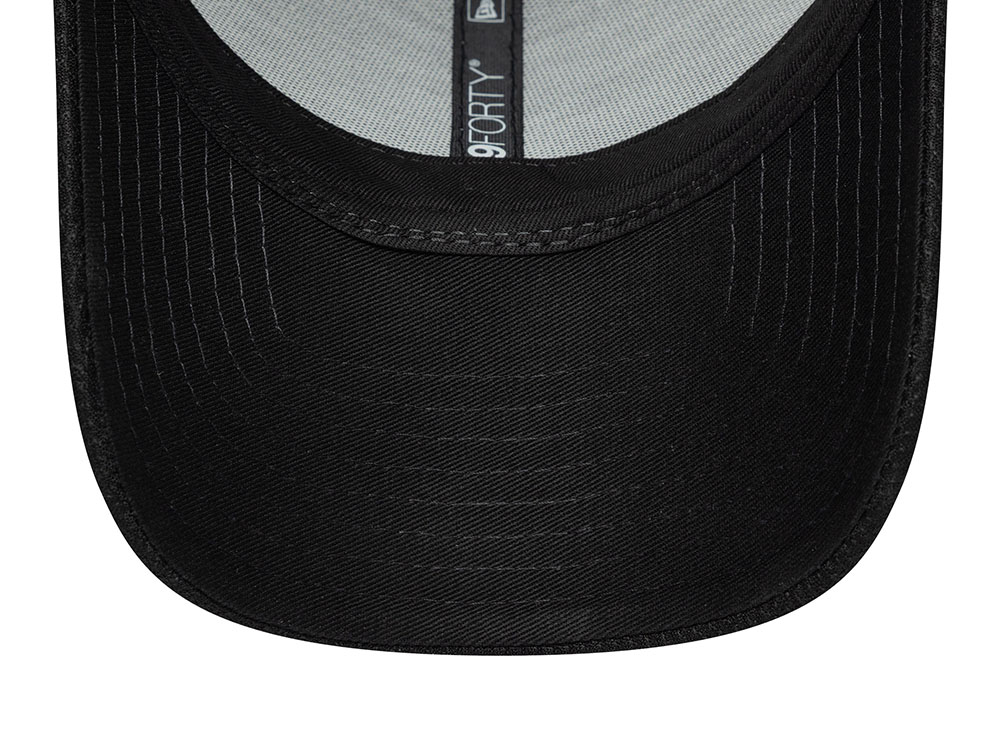 New Era Liverpool Fc Iridescent Logo Black Prime Edition 9Forty Adjustable Gorra