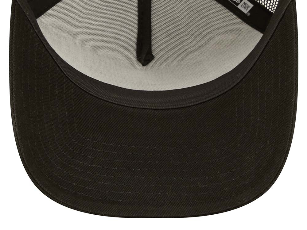 New Era Lucky Rabbit Logo Black A Frame Trucker Snapback Gorra