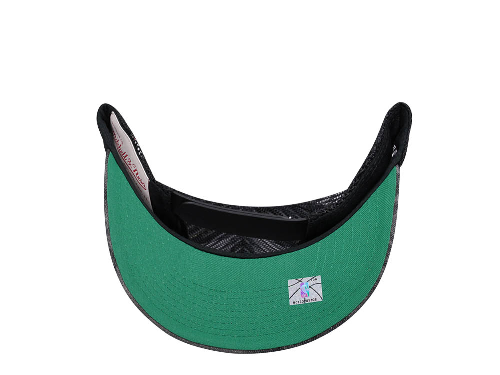 Mitchell & Ness Boston Celtics Burnt Ends Black Trucker Snapback Gorra