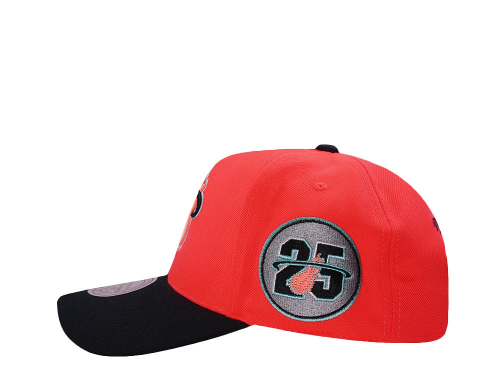 Mitchell & Ness Miami Heat NBA In The City Neon Orange Edition Pro Pinch Fit Snapback Gorra