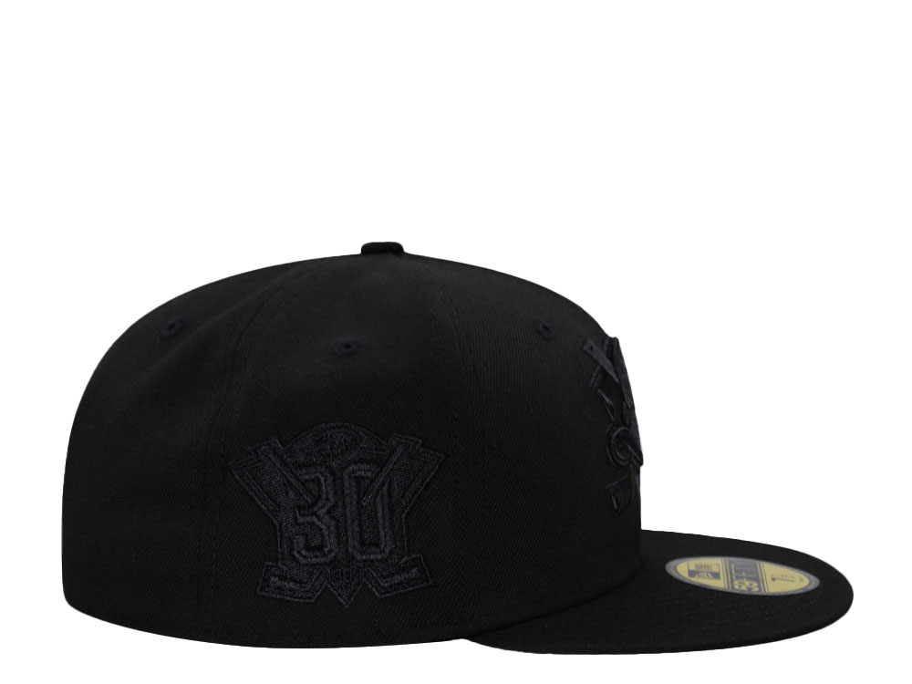 New Era Anaheim Ducks 30th Anniversary Black Out Pink Edition 59Fifty Fitted Gorra