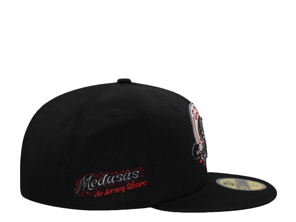 New Era Medusas de Jersey Shore Red Detail Prime Horror Edition 59Fifty Fitted Gorra