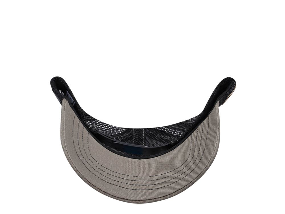 Capslab Looney Tunes Daffy Duck Olive Trucker Snapback Gorra