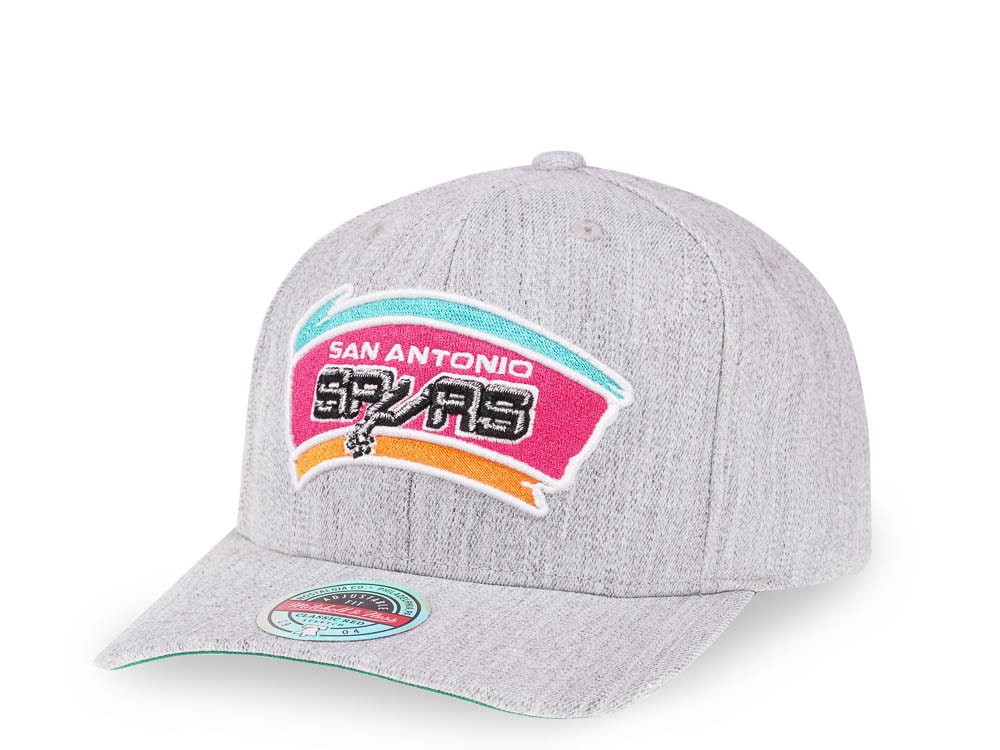 Mitchell & Ness San Antonio Spurs Heather Gray Red Line Flex Snapback Gorra
