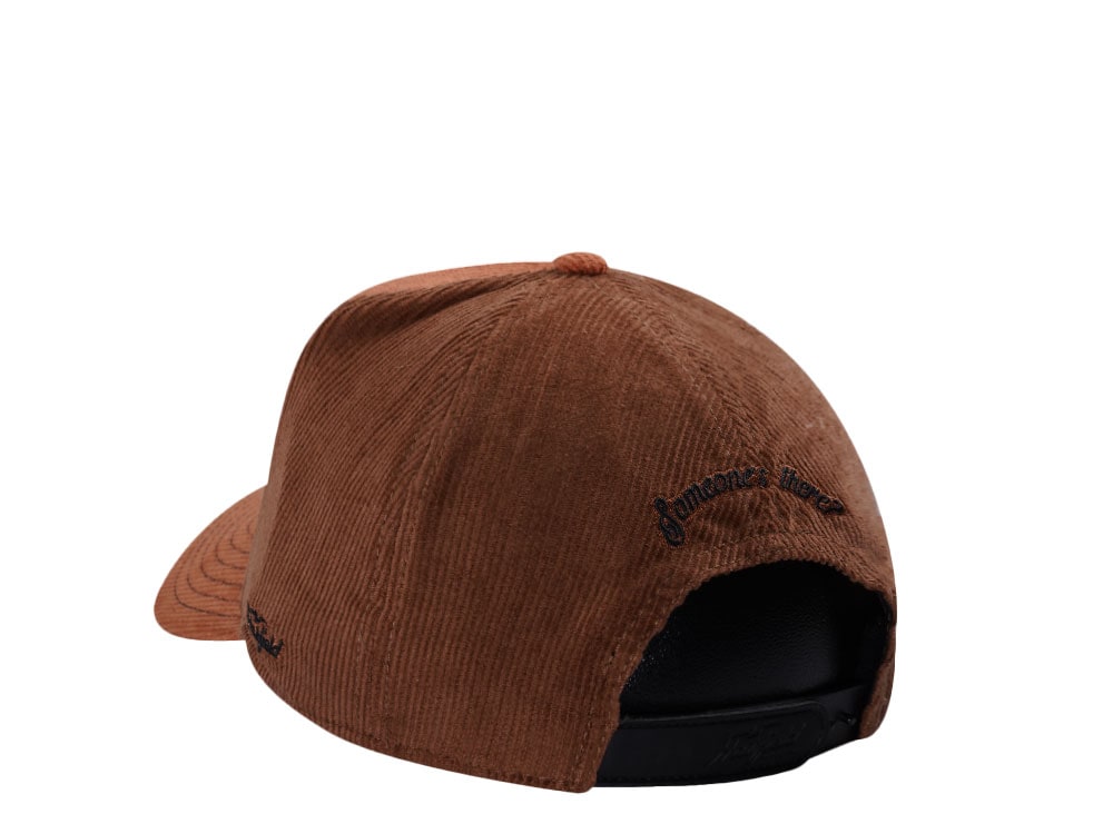 Hatfield Bull Corduroy Brown Snapback Gorra