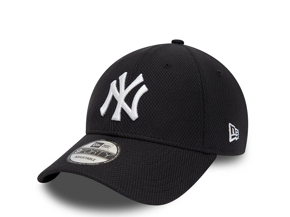 New Era New York Yankees Diamond Era Essential Black 9Forty Strapback Gorra
