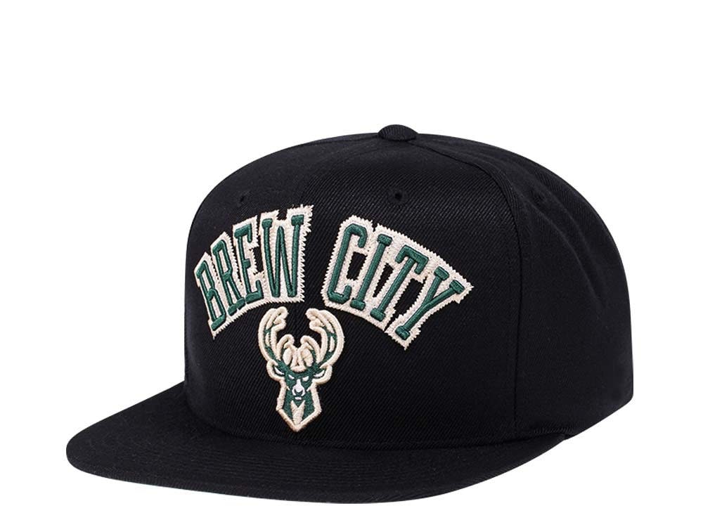 Mitchell & Ness Milwaukee Bucks Black Zig Zag Satin Undervisor Snapback Gorra