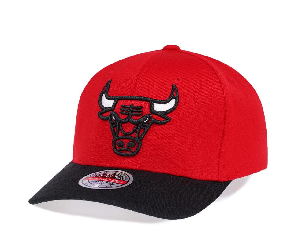 Mitchell & Ness Chicago Bulls Team Two Tone Red Line Solid Flex Snapback Gorra