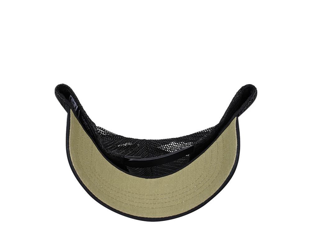Capslab Looney Tunes Bunny Trucker Snapback Gorra