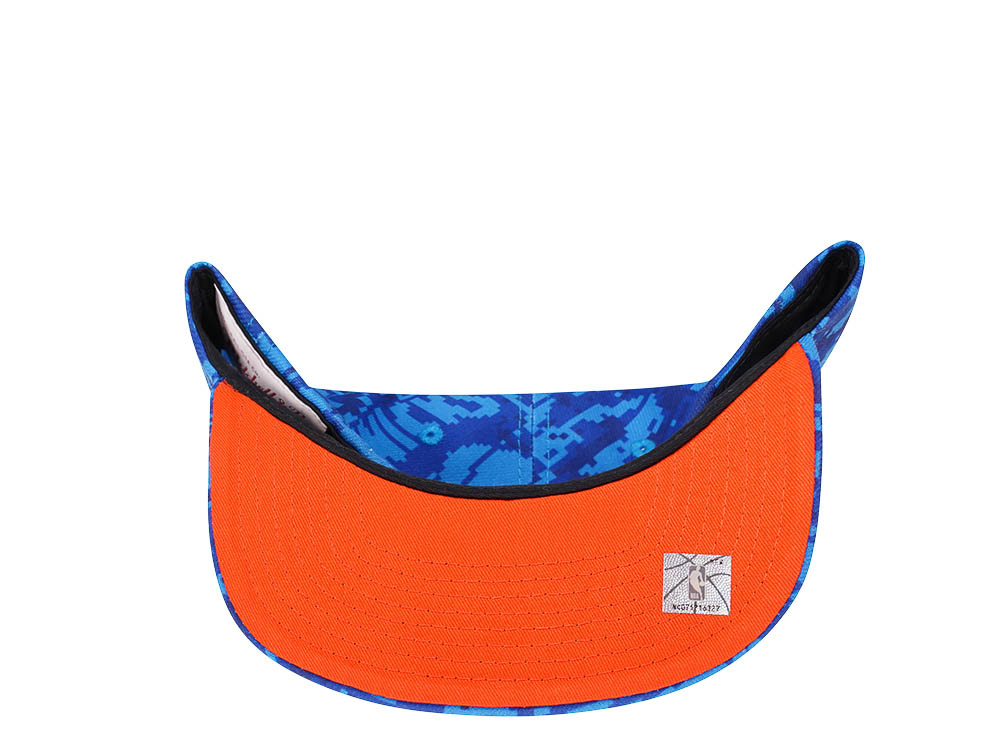 Mitchell & Ness New York Knicks NBA Team Digi Camo Hardwood Classic Snapback Gorra