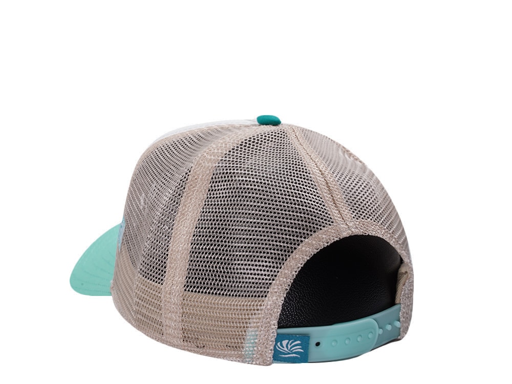 Djinns HFT Filthy Flamingo Surf Gang White Coastal Edition Trucker Snapback Gorra