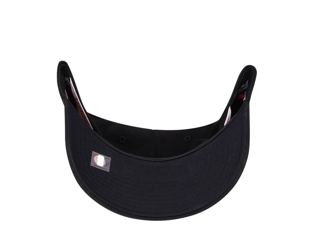 Mitchell & Ness San Antonio Spurs Black on Black Red Line Solid Flex Snapback Gorra