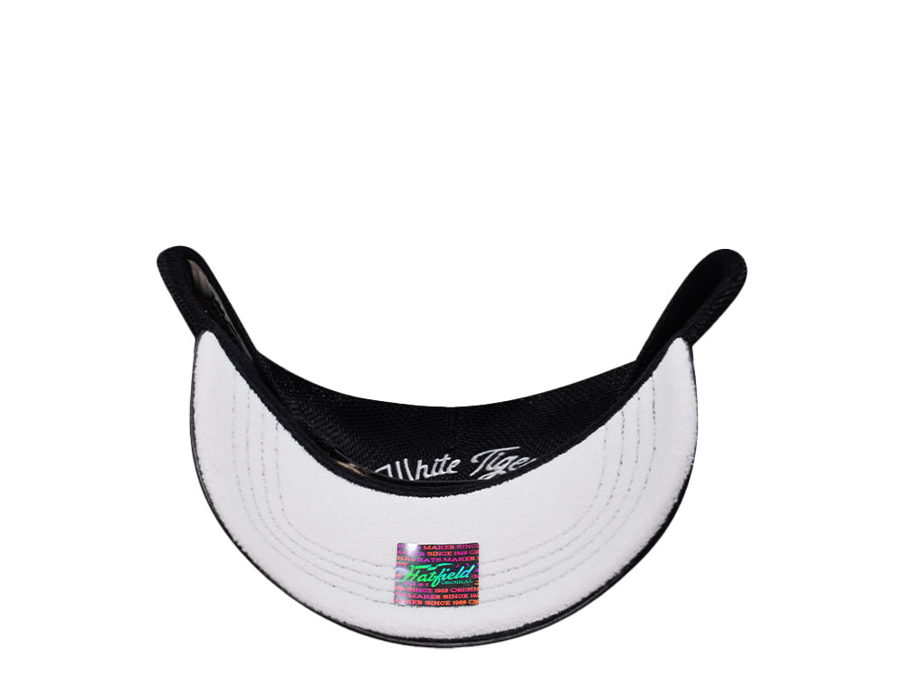 Hatfield White Tiger Black White Trucker Snapback Gorra