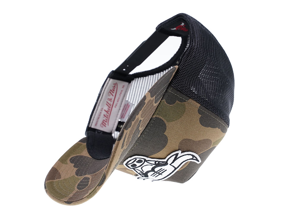Mitchell & Ness Los Angeles Lakers Camo Trucker Gorra
