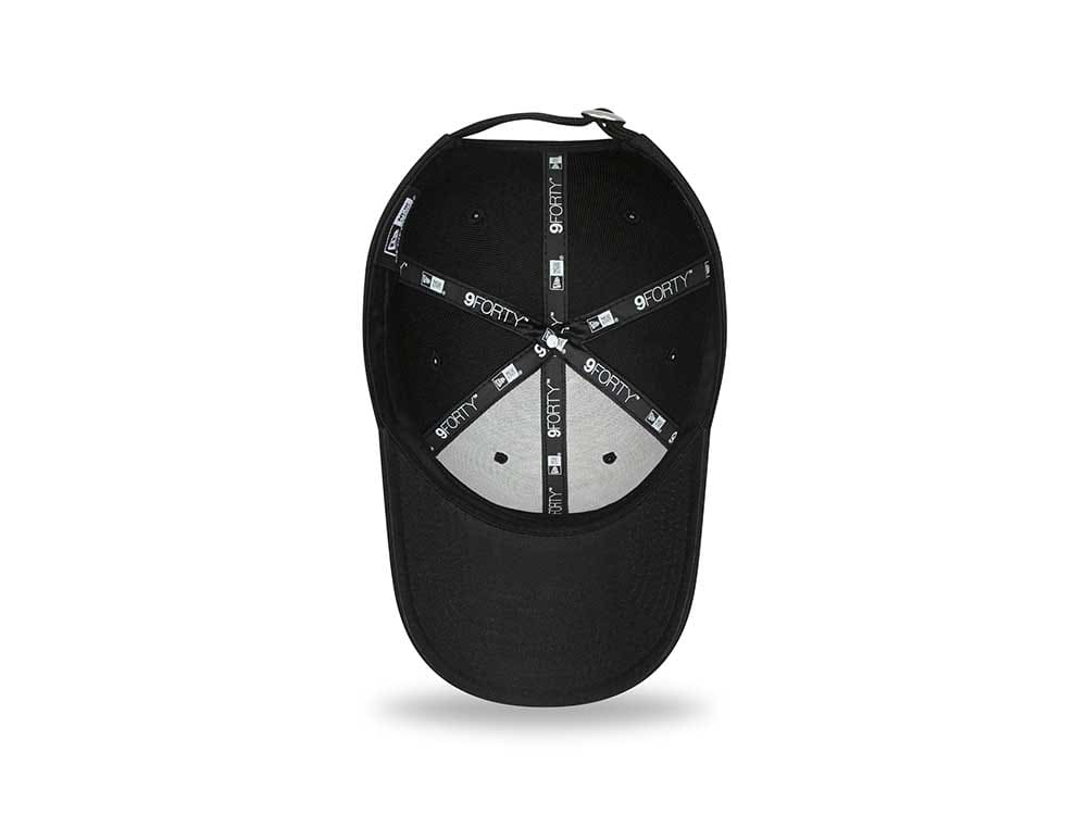 New Era New York Yankees POP Outline Black 9Forty Strapback Gorra