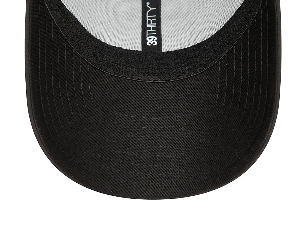 New Era Manchester United Holographic Black 39Thirty Stretch Gorra