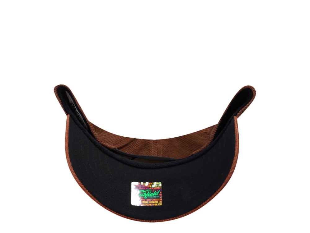 Hatfield Bull Corduroy Brown Snapback Gorra