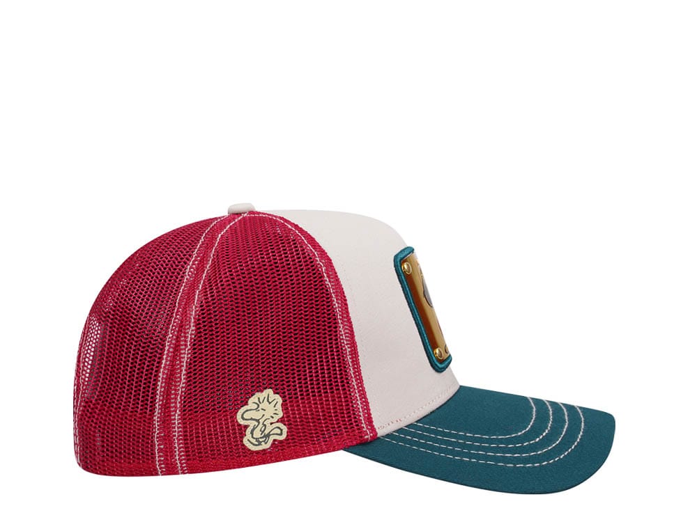 Capslab Peanuts Snoopy White Red Green Trucker Snapback Gorra