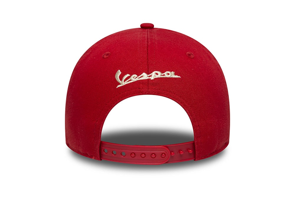 New Era Vespa 80th Anniversary Red Edition 9Forty M Crown Snapback Gorra