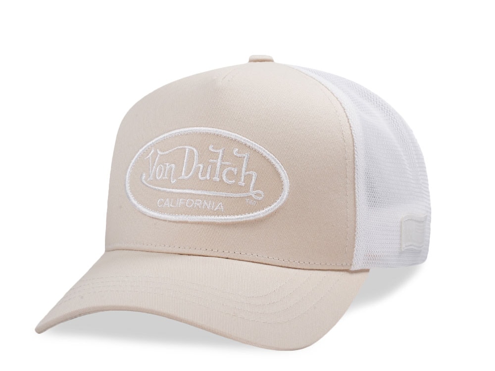 Von Dutch Oval Patch White Trucker Strapback Gorra