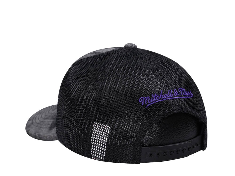 Mitchell & Ness Los Angeles Lakers Burnt Ends Black Trucker Snapback Gorra