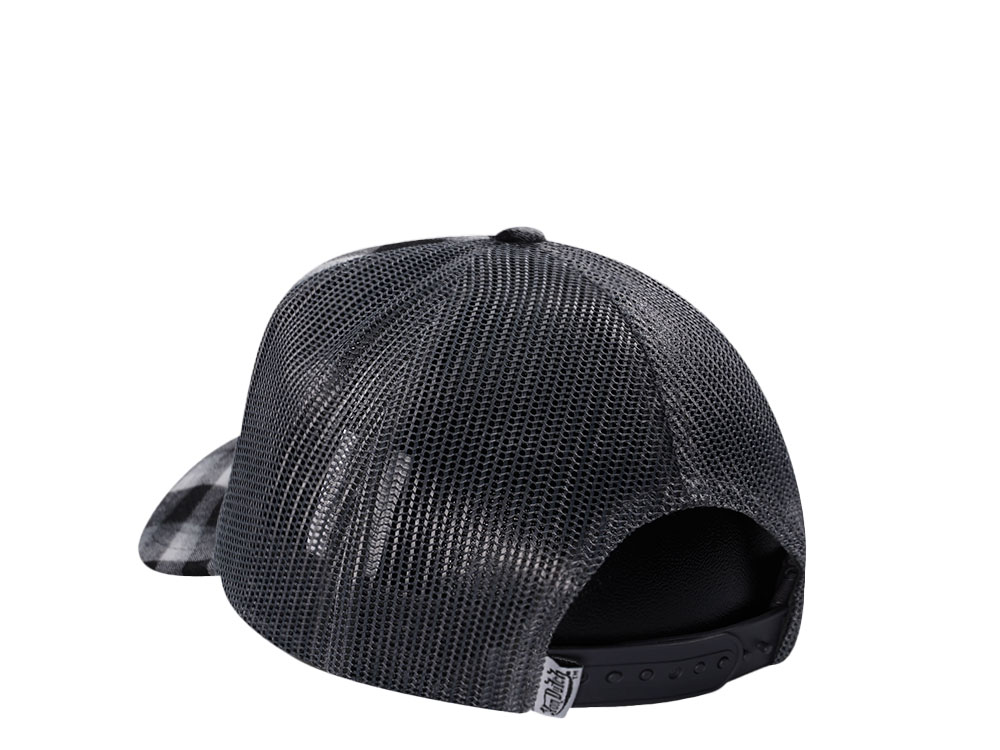 Von Dutch Square Patch Black White Trucker Snapback Gorra