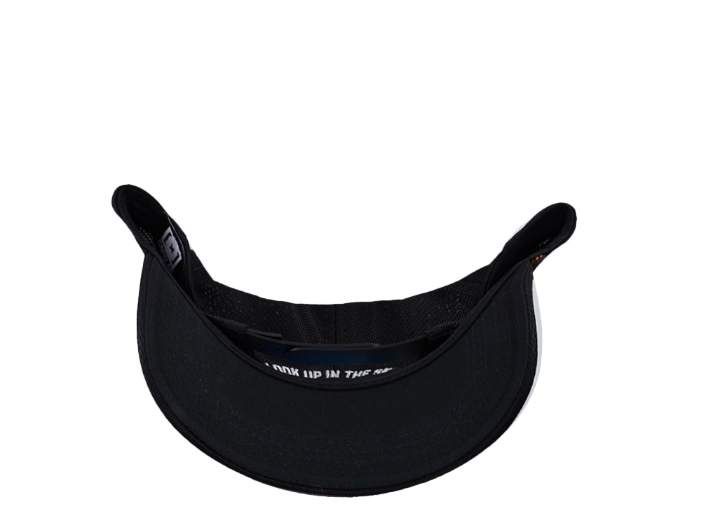 Capslab Superman Silver Logo Black Trucker Snapback Gorra
