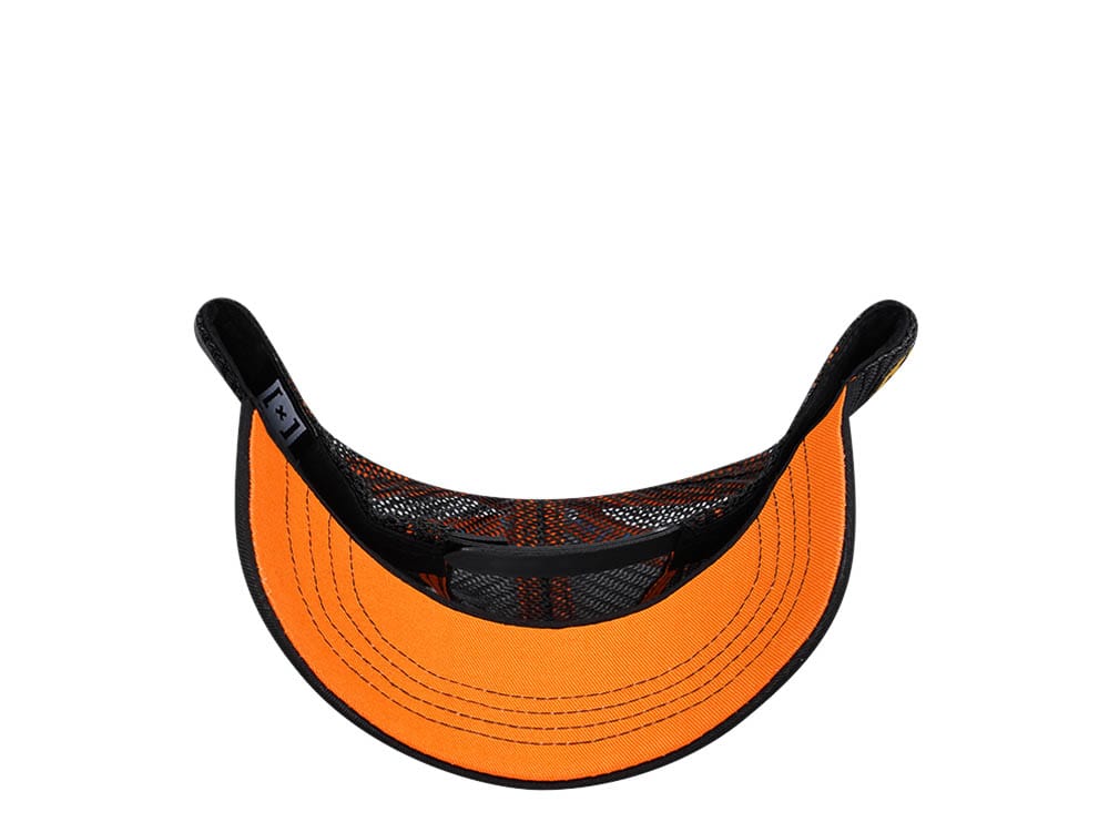 Capslab Looney Tunes Yosemite Sam Black Trucker Snapback Gorra