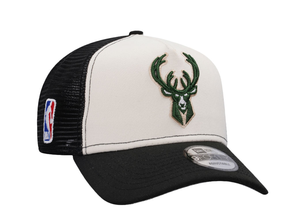 New Era Milwaukee Bucks Chrome Black Edition Trucker 9Forty A Frame Snapback Gorra