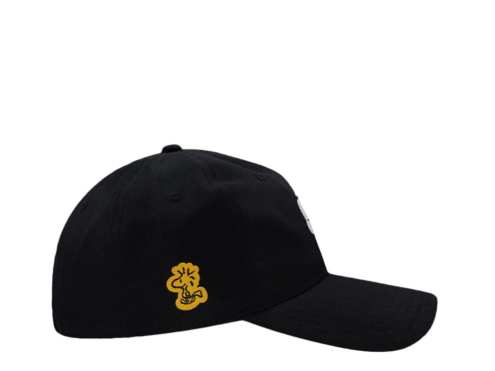 Capslab Peanuts Snoopy Black Strapback Gorra
