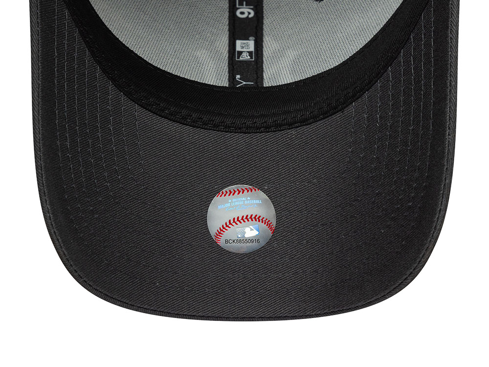 New Era New York Yankees League Essential Dark Gray Edition 9Forty Strapback Gorra